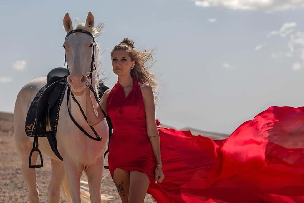 Hurghada: Red Sea & Desert Horse Riding Tour with Swimming - Price and value: what $20 buys in Hurghada