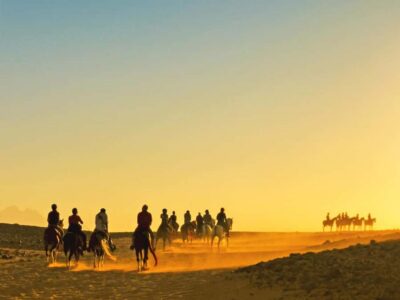 Hurghada: Sea & Desert Horse Tour, Stargazing, Dinner & Show - Sunrise, Midday, or Sunset: How Timing Changes the Whole Experience