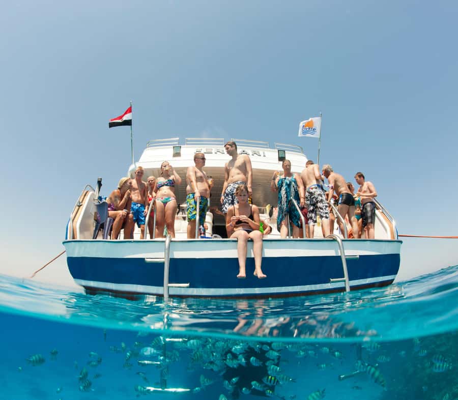 Hurghada: Snorkeling 6 x 1 to Orange Bay w Diving & Massage - Lunch on the boat: fish, BBQ, salads, and fuel that doesn’t disappoint
