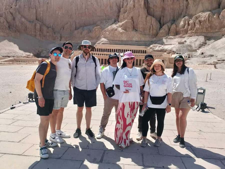 Luxor Day Trip from Hurghada Small Group & Tutankhamun Tomb - Colossi of Memnon: a fast stop with big impact