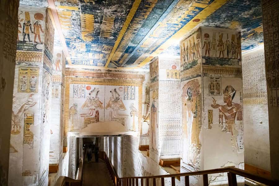 Luxor: Shared Full-Day Tour to Luxor West and East Banks - Should you book this Luxor West-and-East Bank tour?