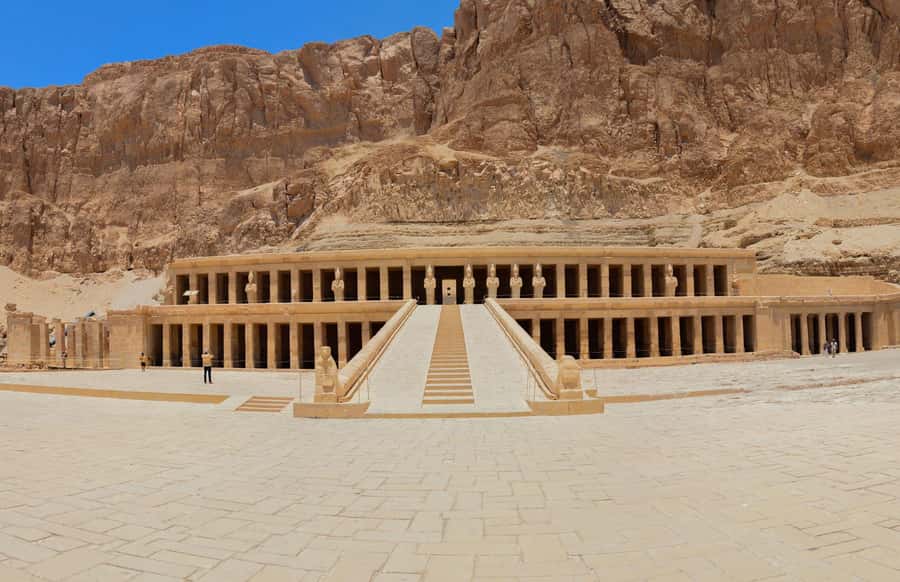 Luxor: Shared Full-Day Tour to Luxor West and East Banks - Lunch, shops, and the alabaster factory question