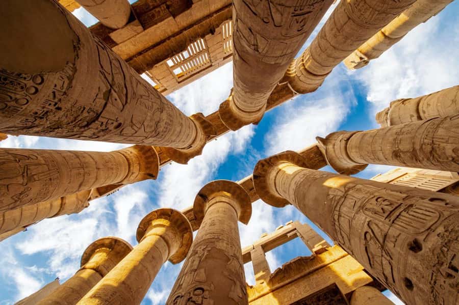Luxor: Shared Full-Day Tour to Luxor West and East Banks - Hatshepsut at Deir el-Bahari: terraces that feel impossible