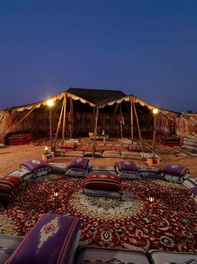 Marrakech: Agafay Desert Magic Sunset Dinner & Live Show - Tea, snacks, and the Moroccan dinner: what the food experience feels like