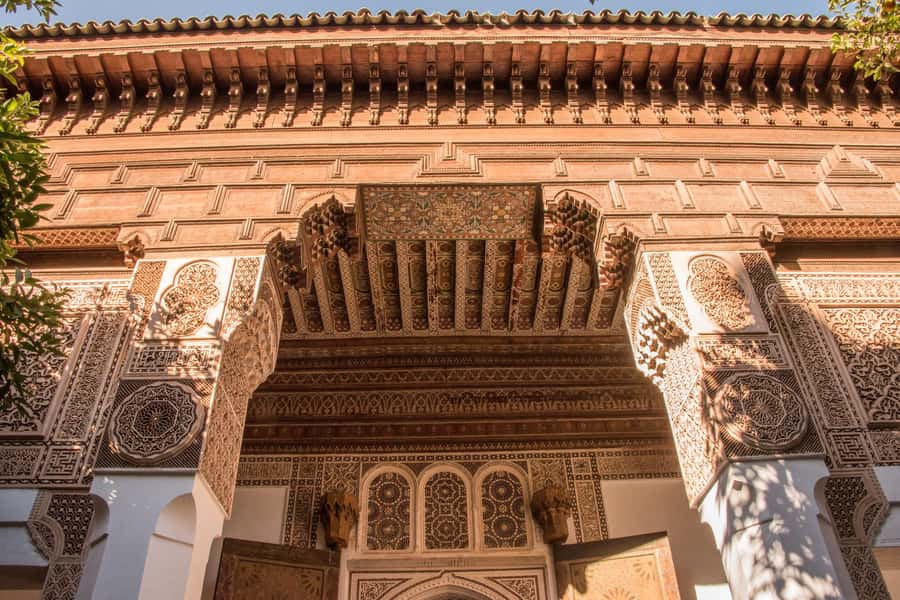 Marrakech: Bahia Palace, Saadian Tombs, Souk and Medina Tour - Bahia Palace: where the courtyards feel like a slow breath