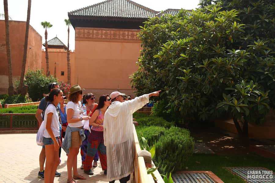 Marrakech: Bahia Palace, Saadian Tombs, Souk and Medina Tour - Who should book this 4-hour route (and who should reconsider)