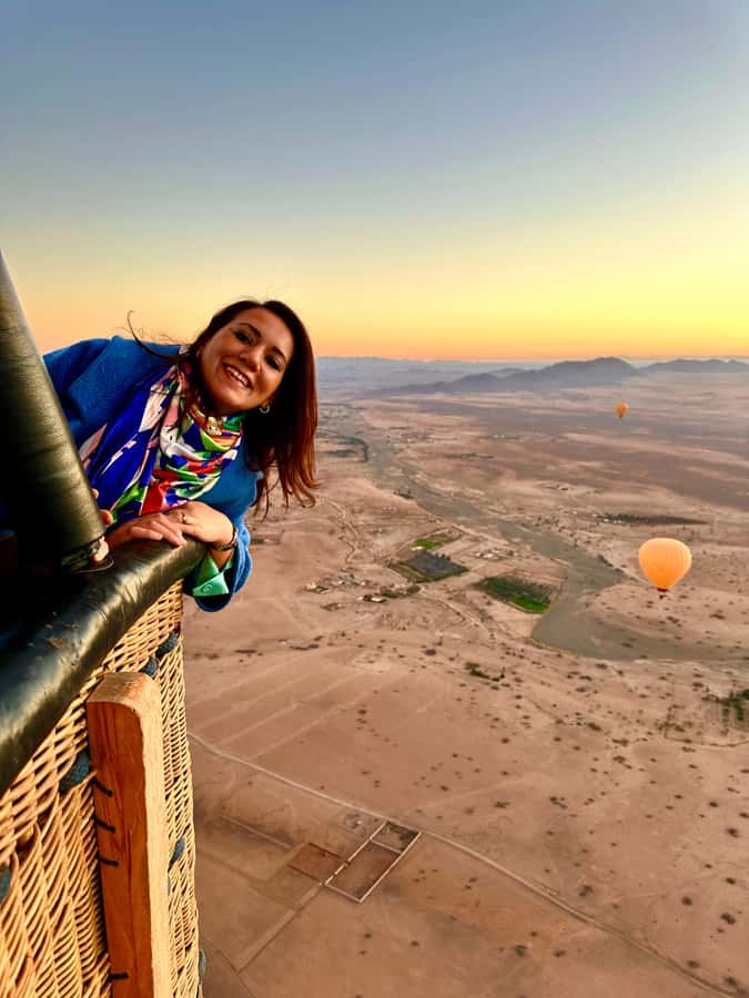 Marrakech: Balloon Flight, Berber Breakfast, and Camel Ride - The Pre-Flight Camp Break: Snacks, Coffee, Firelight, and Cold Reality