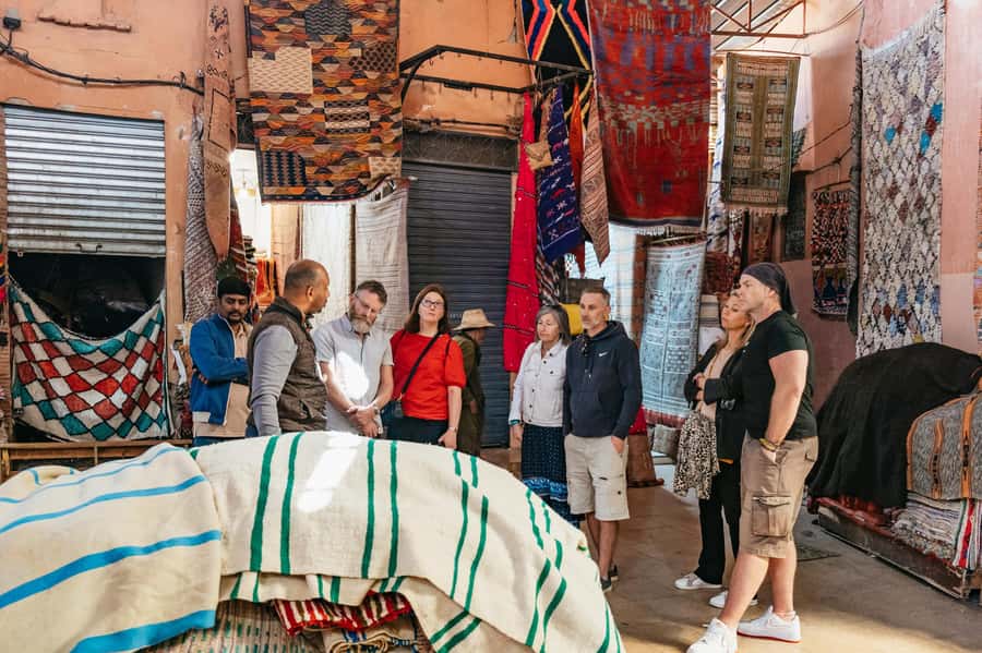 Marrakech: Colorful Medina Souks Guided Walking Tour - The Start at Café de France: A Quick Setup Before the Maze