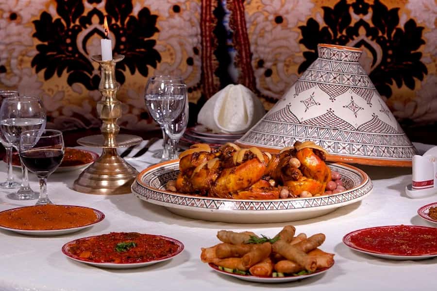 Marrakech: Dinner Show at Dar Essalam Restaurant - Choosing your menu: Menu 1 vs extended Menu 2
