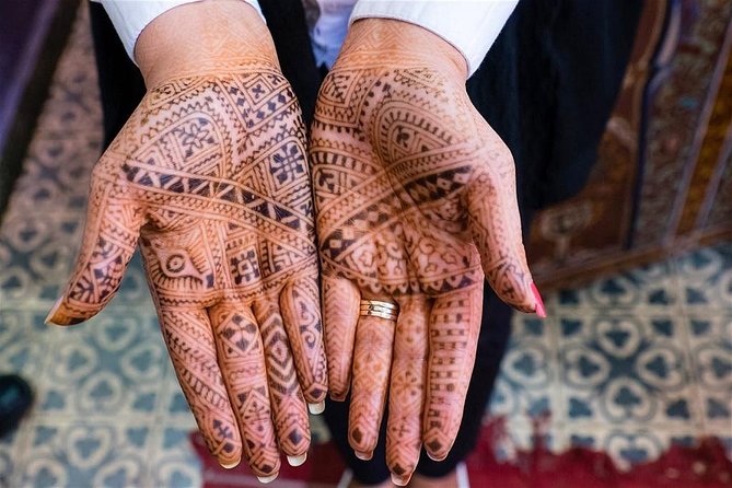 Marrakech Historical and Cultural Tour - Half Day City Tour - Saadian Tombs: Worth It, But Know the Queue Reality