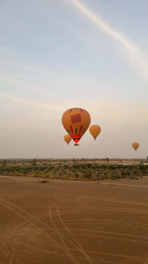 Marrakech: Hot Air Balloon Flight with Berber Breakfast - From continental breakfast to takeoff: what the morning feels like