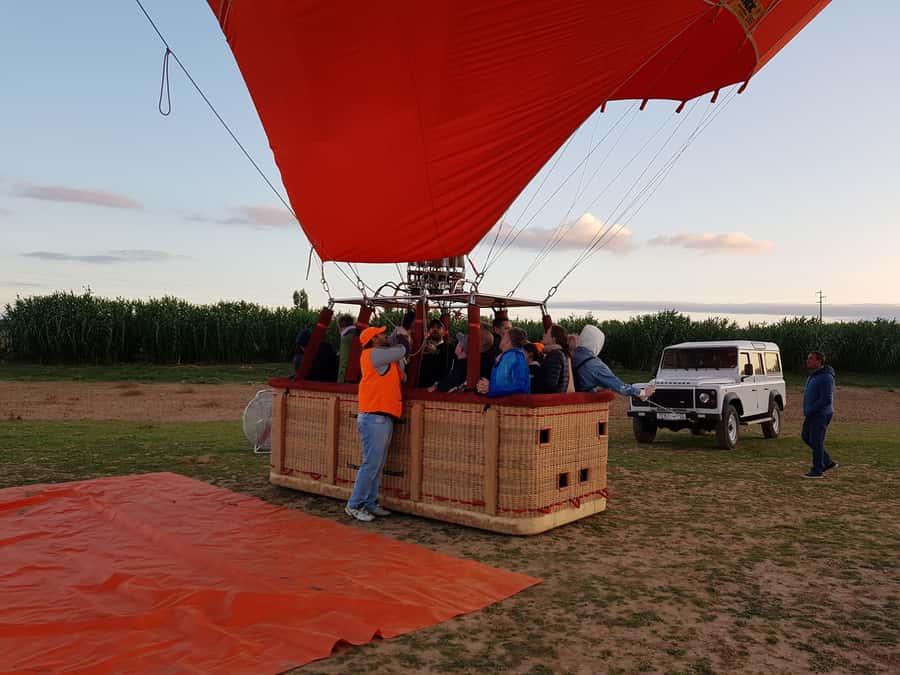 Marrakech: Hot Air Balloon Ride with Traditional Breakfast - Landing and the Ceremony: Your Name on a Flight Certificate