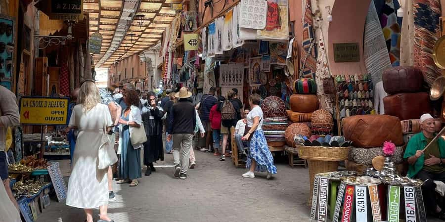 Marrakech: Madrassa Ben Youssef, Secret Garden & Medina Tour - Koutoubia Mosque photo stop: the perfect first Marrakech landmark
