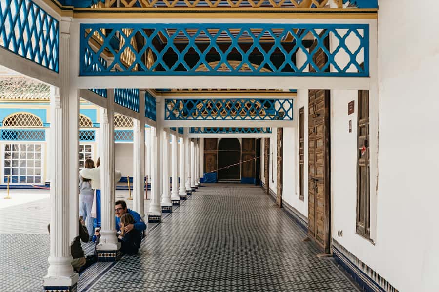 Marrakech: Saadian Tombs & Bahia Palace, Medina Guided Tour - Kasba and Mellah: short stops that still teach you how Marrakech organized itself