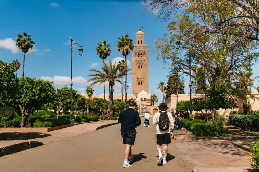Marrakech: Saadian Tombs & Bahia Palace, Medina Guided Tour - Café de France to Jemaa el-Fnaa: the route starts where the city talks