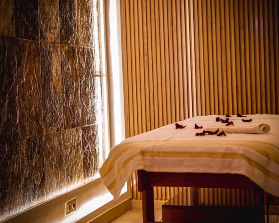 Marrakech: Spa Massage and Steam Hammam with Pickup - Privacy, Group Size, and the Female Staff Advantage