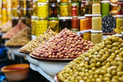 Marrakech: Street Food Tour by Night - Meeting at Jemaa el-Fnaa and Getting Oriented Fast