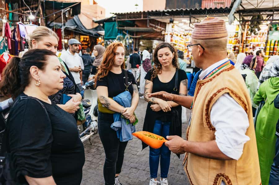 Marrakech: Street Food Tour by Night - Hidden Restaurant Stop: Tangia, Kofte, Salads, and Bread