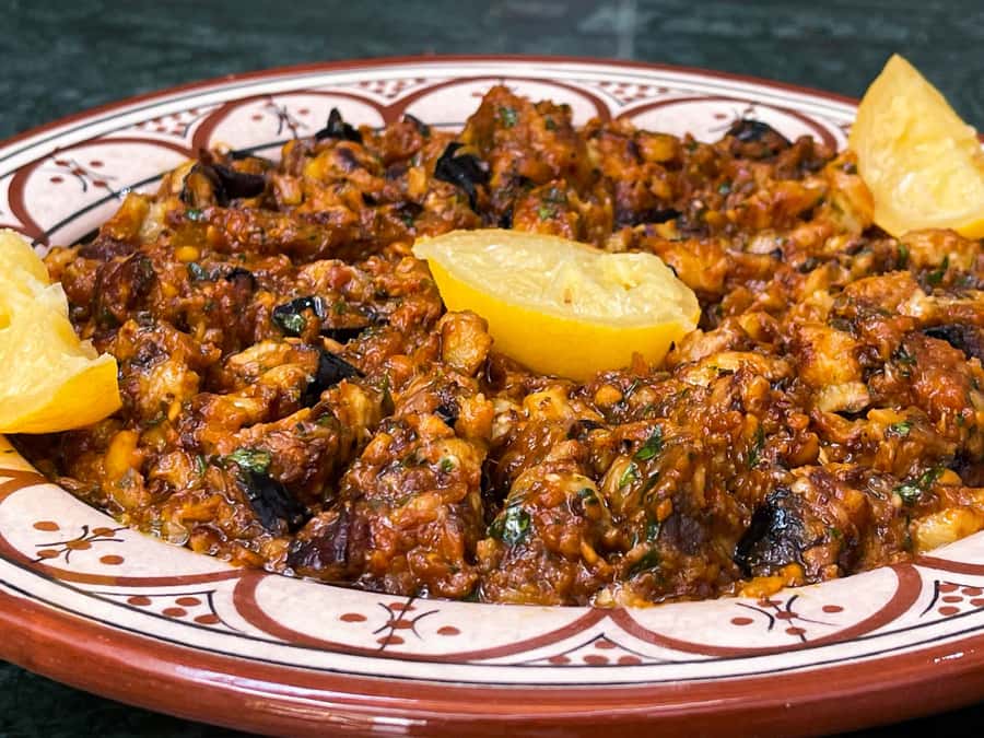 Marrakesh: Moroccan Dishes Cooking Class with a Local Chef - The cooking phase: tagines, preserved lemons, kefta, and seasoning technique