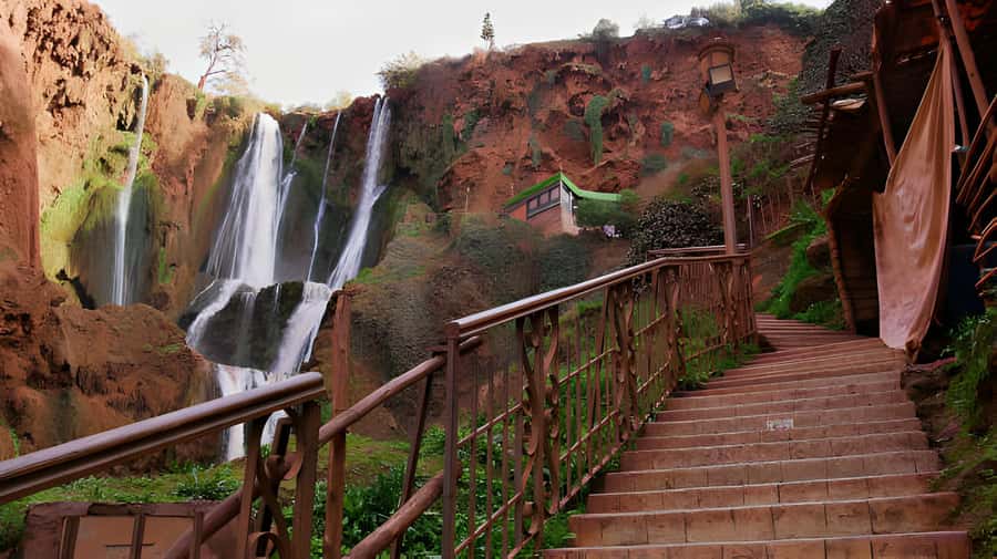 Marrakesh: Ouzoud Waterfalls Trip with Hike & Boat Option - Group Size and the Human Factor: Guides Make or Break This Day