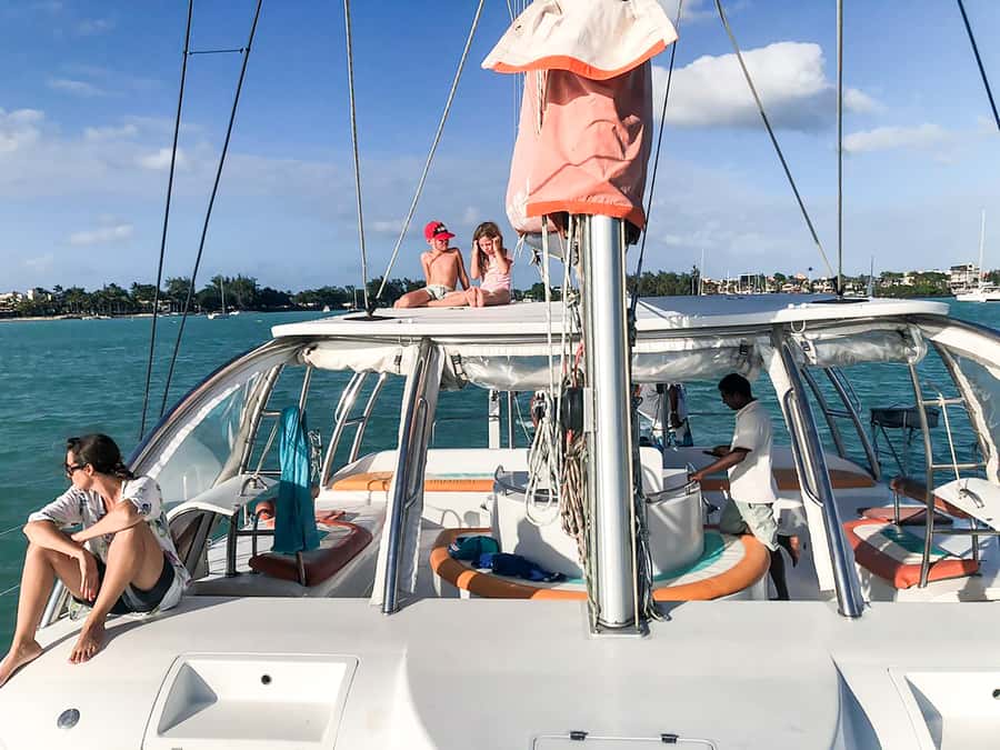 Mauritius: Full-Day Catamaran Cruise to the Northern Isles - Meeting Wind Dancer at Grand Baie Public Beach (and the shoes-off rule)