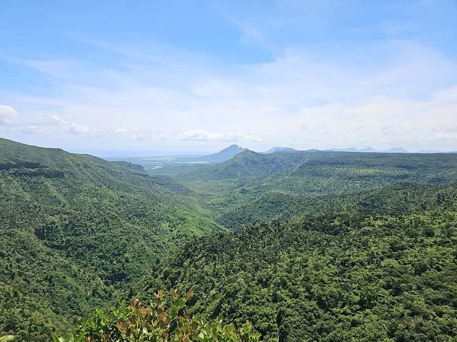 Mauritius: Private Southwest Chamarel Highlights Tour - Your Private Driver-Guide: The Difference Between Driving and Touring