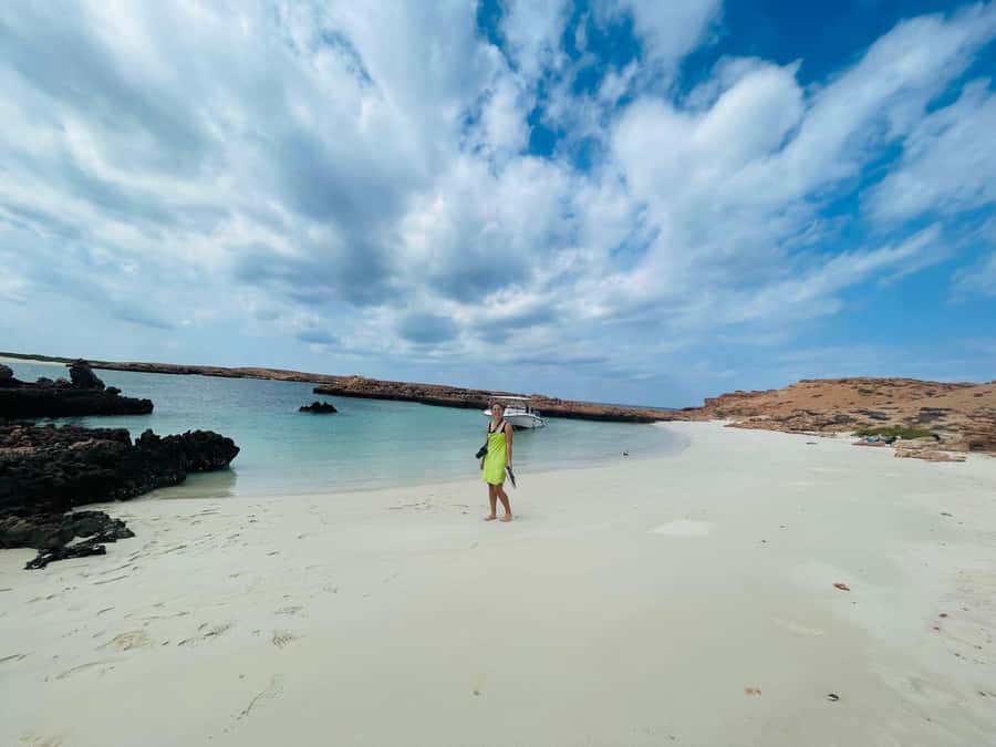 Muscat: Daymaniat Islands Snorkeling Trip with Brunch - What to Bring (and What the Tour Won’t Provide)