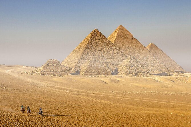 Private tour to Giza Pyramids,Sphinx,Egyptian Museum with Local Lunch - Key things to know before you go