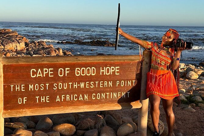 Table Mountain, Penguins & Cape Point Small Group Tour Cape Town - Cape of Good Hope and Cape Point: two ocean drama + lighthouse choice